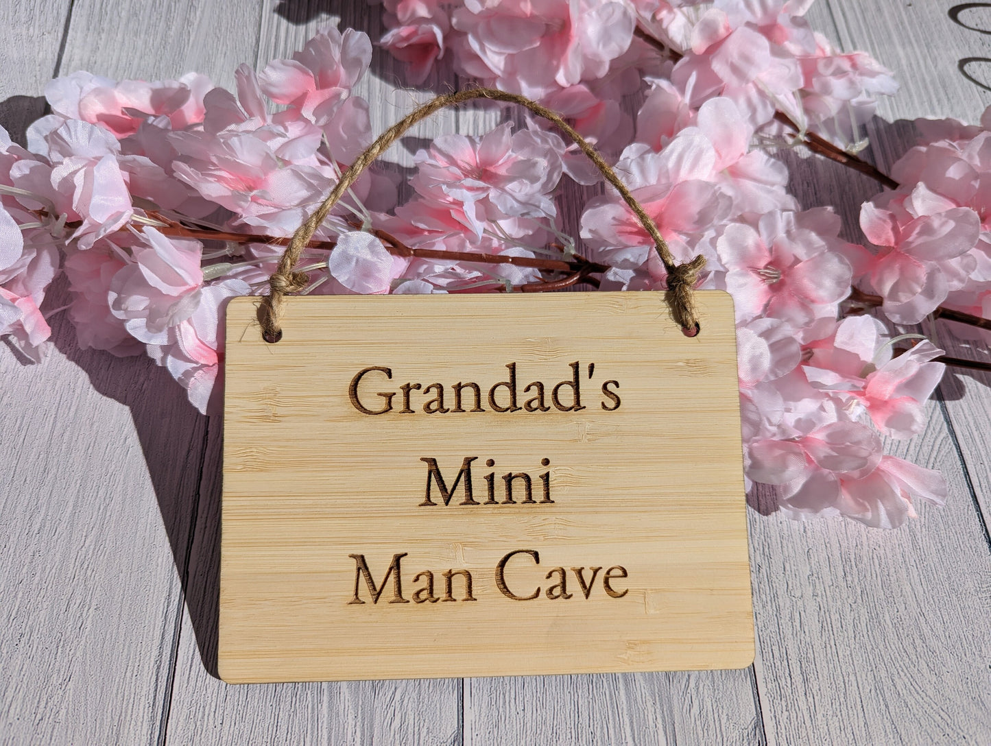 Personalized Bamboo Hanging Signs - Sustainable and Customizable Gift - 4 sizes, Father's Day Gift