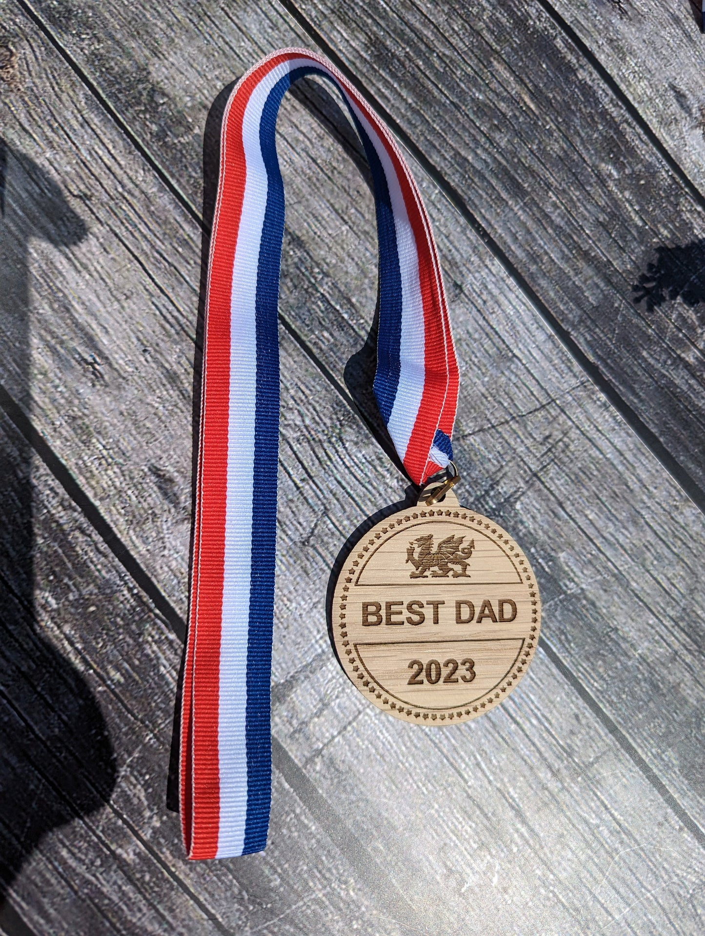 Best Dad & Dad Gorau Medals with Welsh Dragon - Meaningful Gifts, Birthday Gift, Father's Day Gift