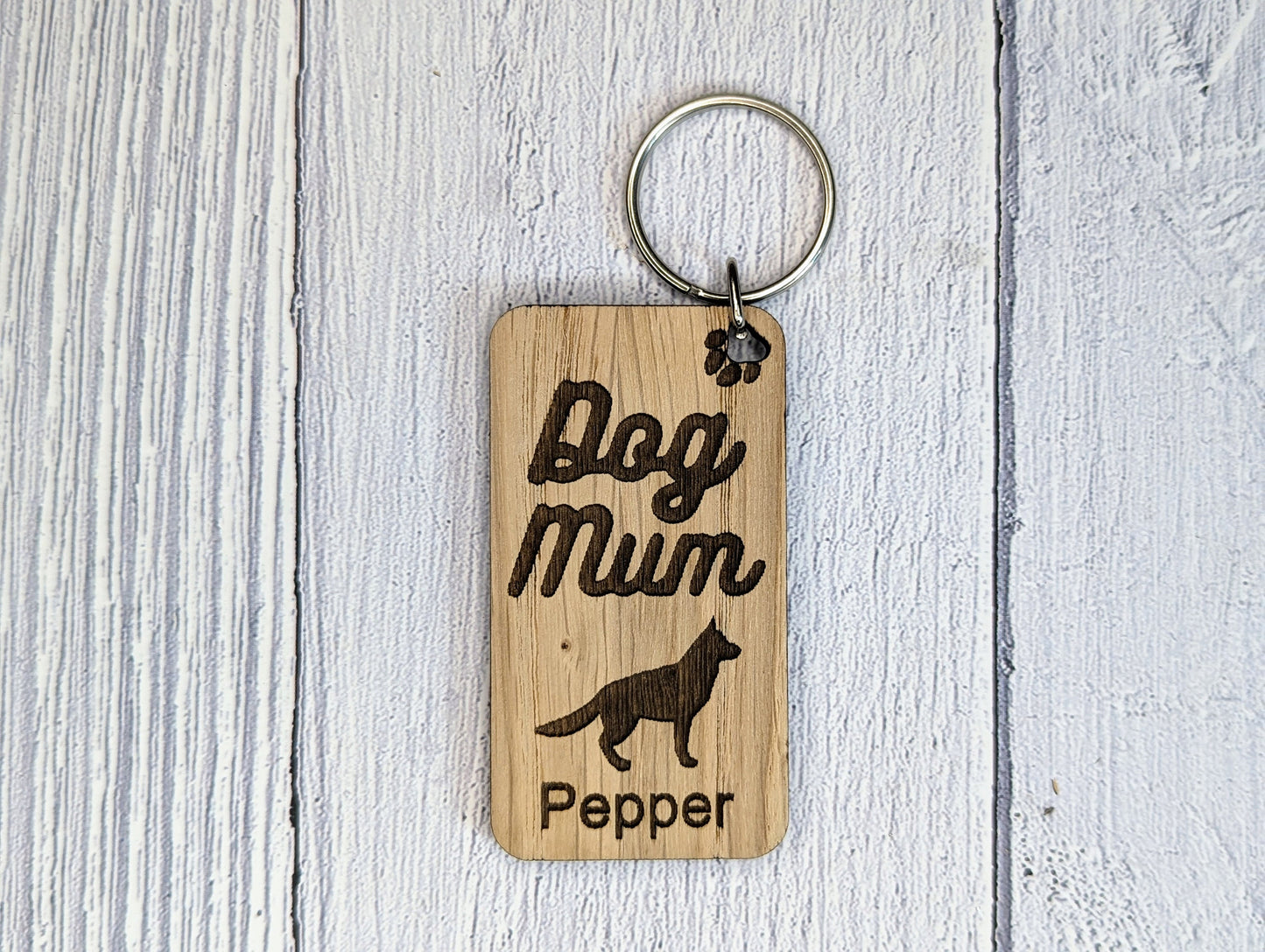 Personalised German Shepherd Dog Mum Wooden Keyring | Oak Dog Keychain | Gift For German Shepherd Parent | Doggy Key Tag Gift
