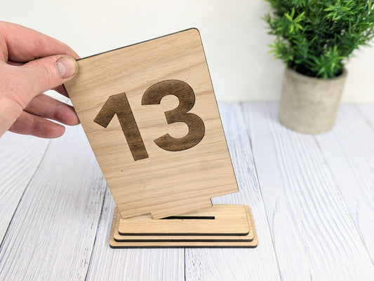 Table number sign standard 74x112mm — single-sided oak veneer with stepped base