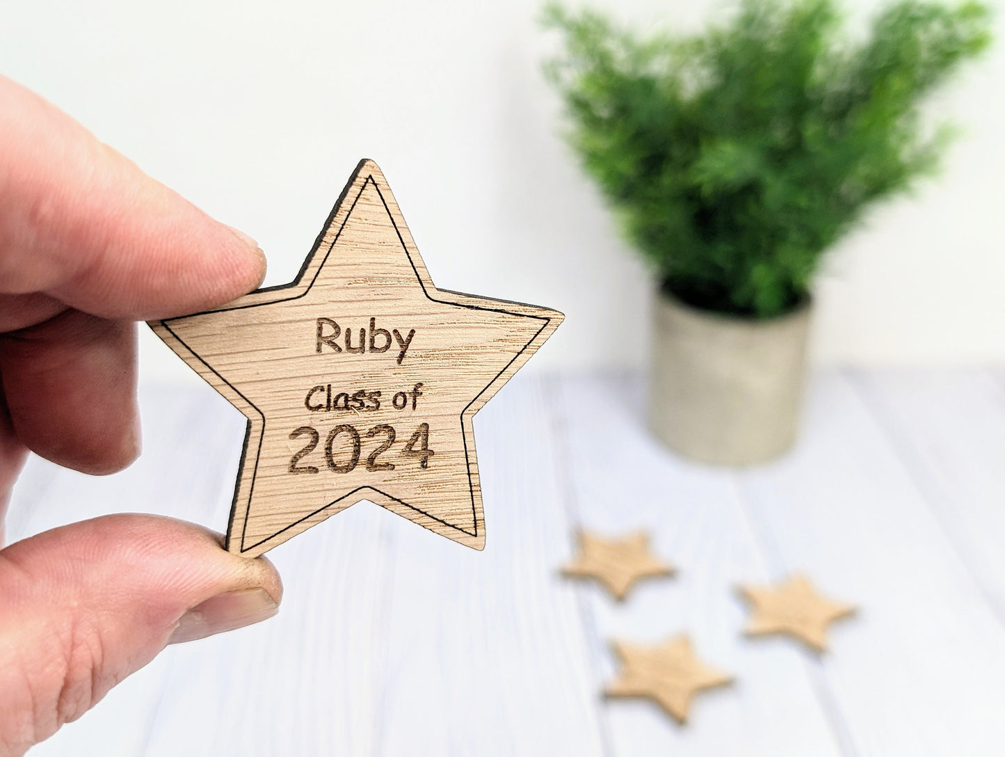 Personalised 'You're a Star - Class of xx' Wood Hug Token - Wooden Student Gift, End of Year - Custom Name Engraved - Eco Gift for Students