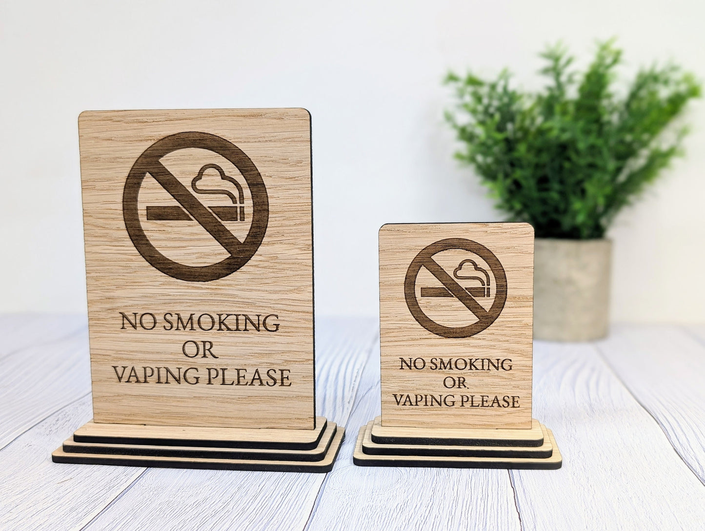 Freestanding "No Smoking or Vaping Please" Wooden Table Sign, Oak Finish, Ideal for Cafes, Restaurants & Public Spaces etc, 2 Sizes, Signage