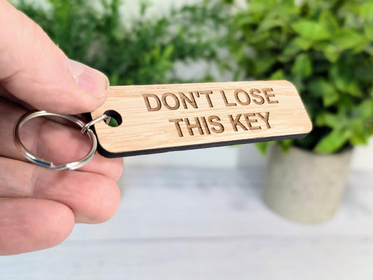 Don't Lose This Key - Oak Keyring 90x25mm | Sustainable Wood | Handmade in Wales | Eco-Friendly Reminder | AirBnB Idea | Forgetful Gift
