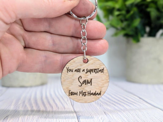 Personalised Student Superstar Keyrings, Oak School Key Chains, Students Gifts | Gifts from Teacher, End of Term, End-of-Year, Custom Names