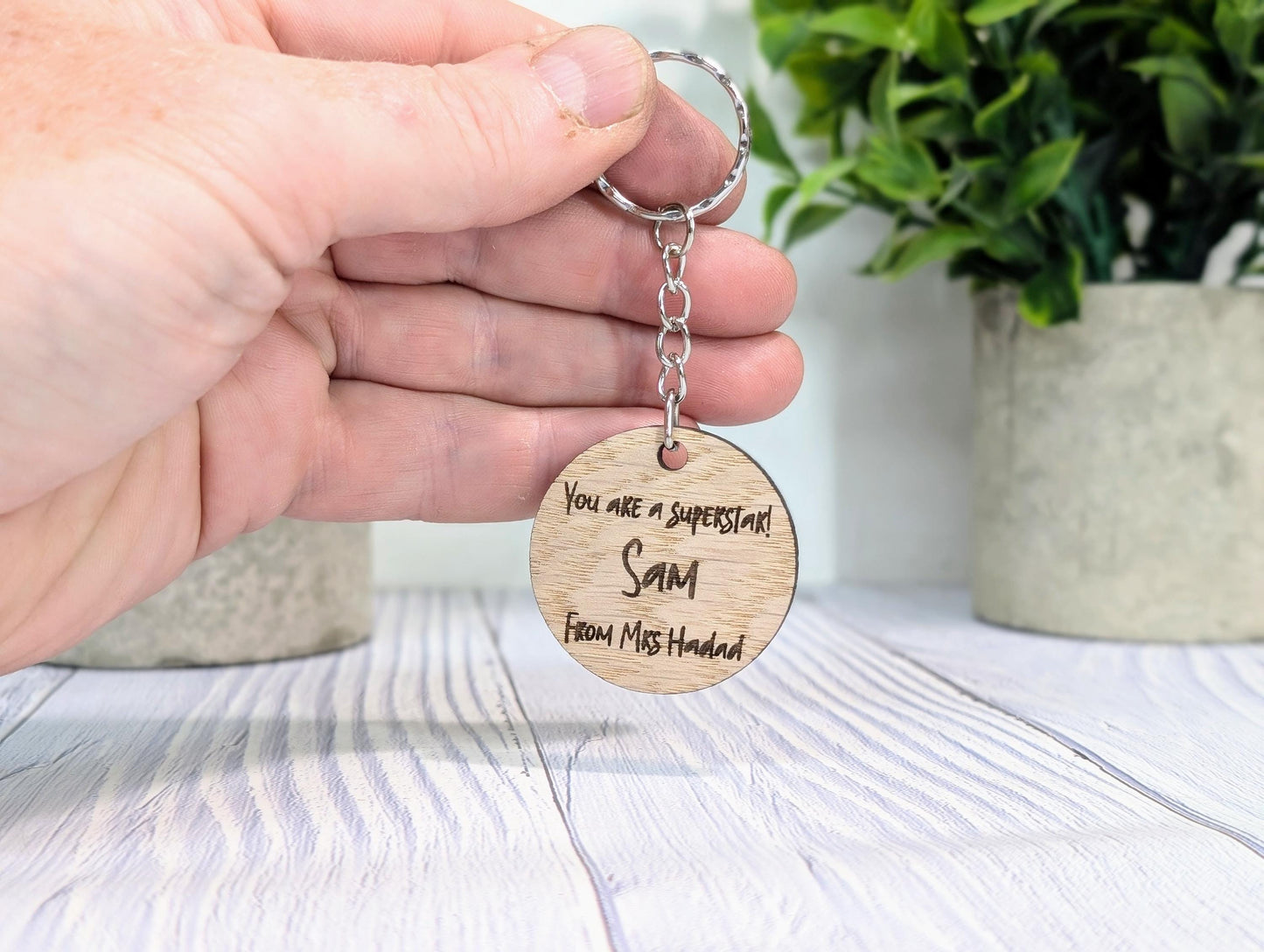 Personalised Student Superstar Keyrings, Oak School Key Chains, Students Gifts | Gifts from Teacher, End of Term, End-of-Year, Custom Names