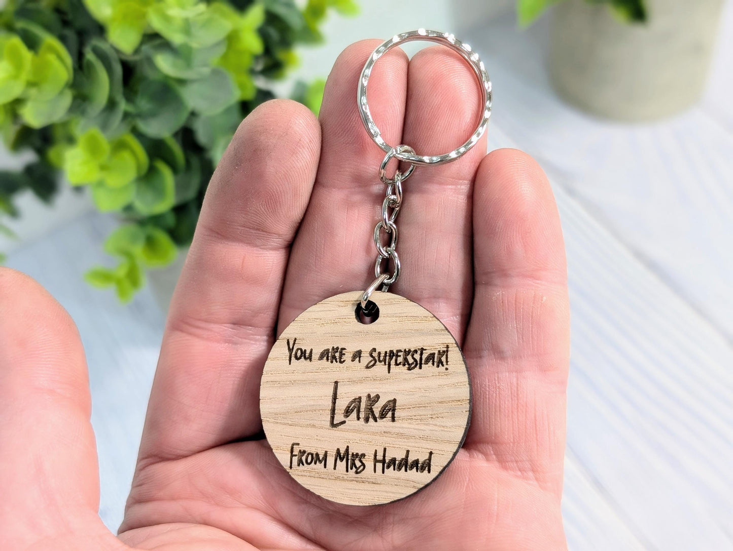 Personalised Student Superstar Keyrings, Oak School Key Chains, Students Gifts | Gifts from Teacher, End of Term, End-of-Year, Custom Names