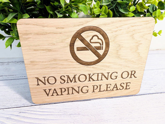 Personalised Wooden No Smoking & Vaping Sign – Freestanding Business and Hospitality Notice, Optional Stand