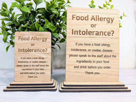 Personalised Wooden Food Allergy Sign – Freestanding Oak Café & Restaurant Notice for Allergy, Intolerance and Coeliac Information, Signage