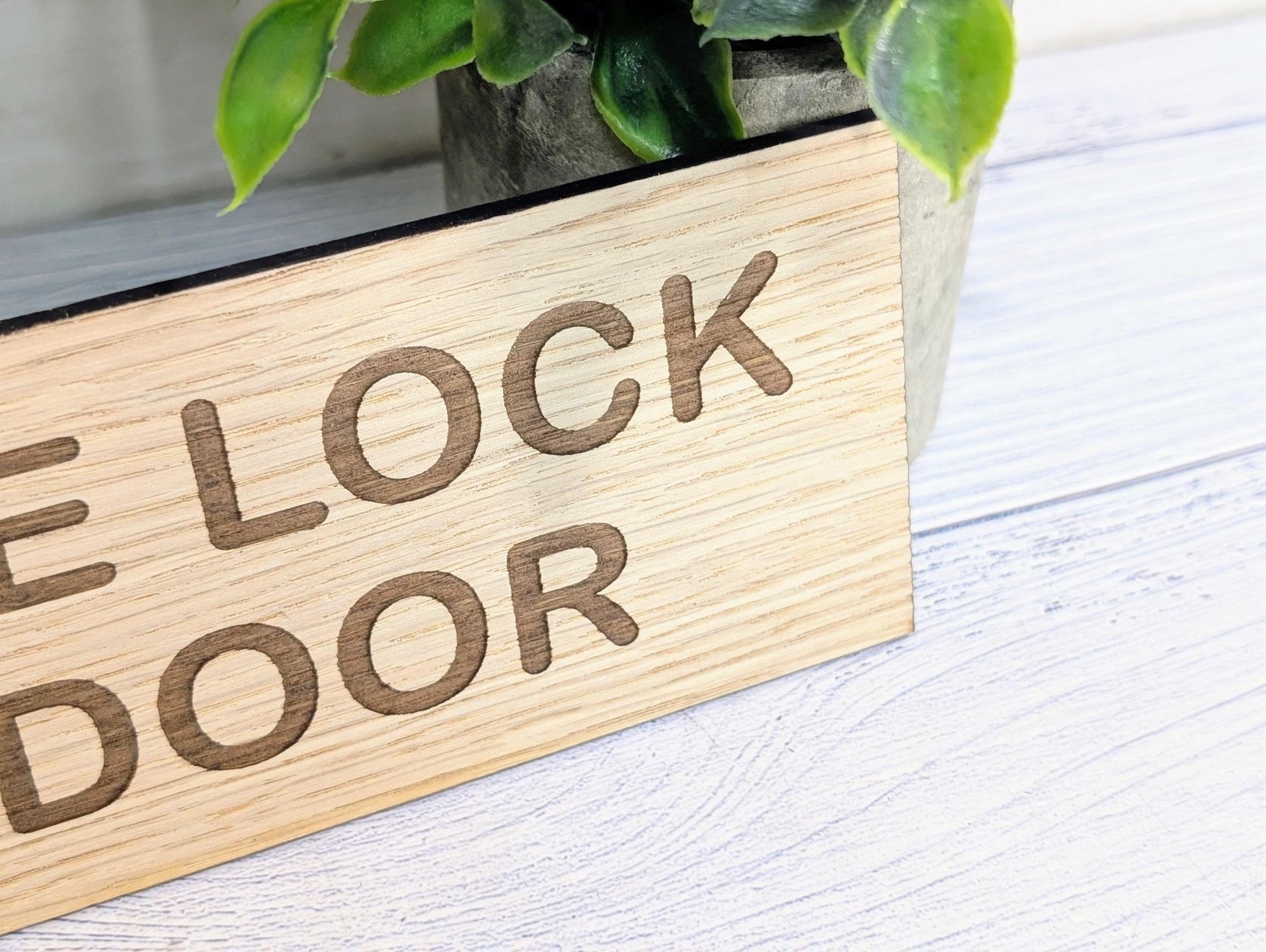 Personalised Oak Door Sign – Please Lock The Door or Custom Text | Wooden Plaque for Bathroom, Office or Shed | 4 Sizes – Eco Gift - CherryGroveCraft