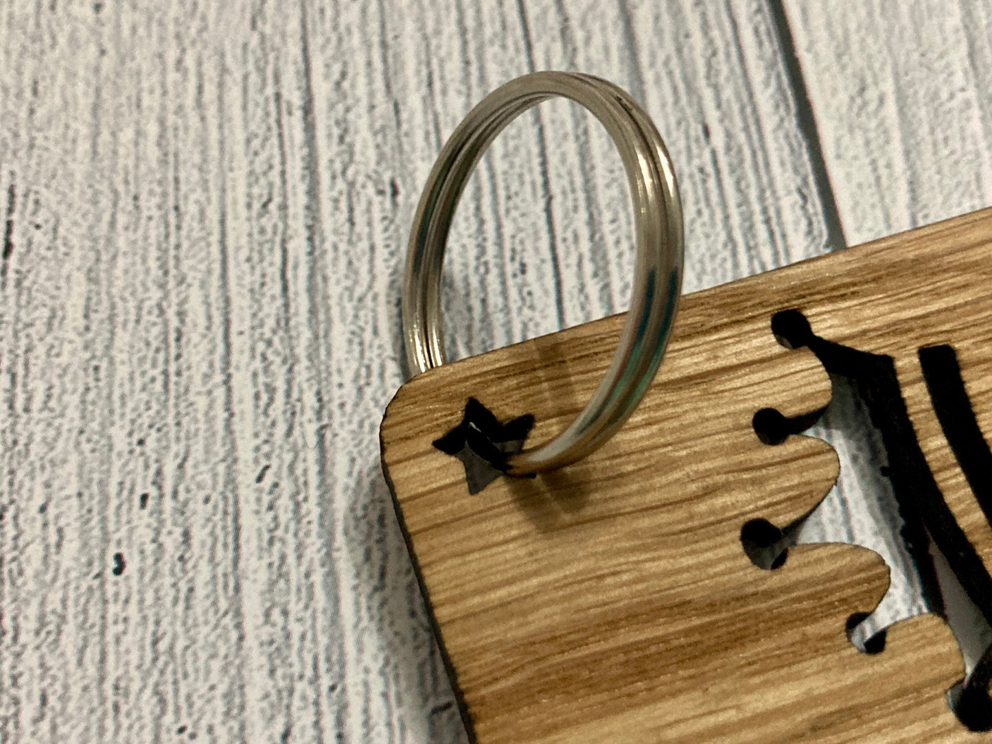 Staff recognition keyrings with split ring — eco alternative to plastic awards