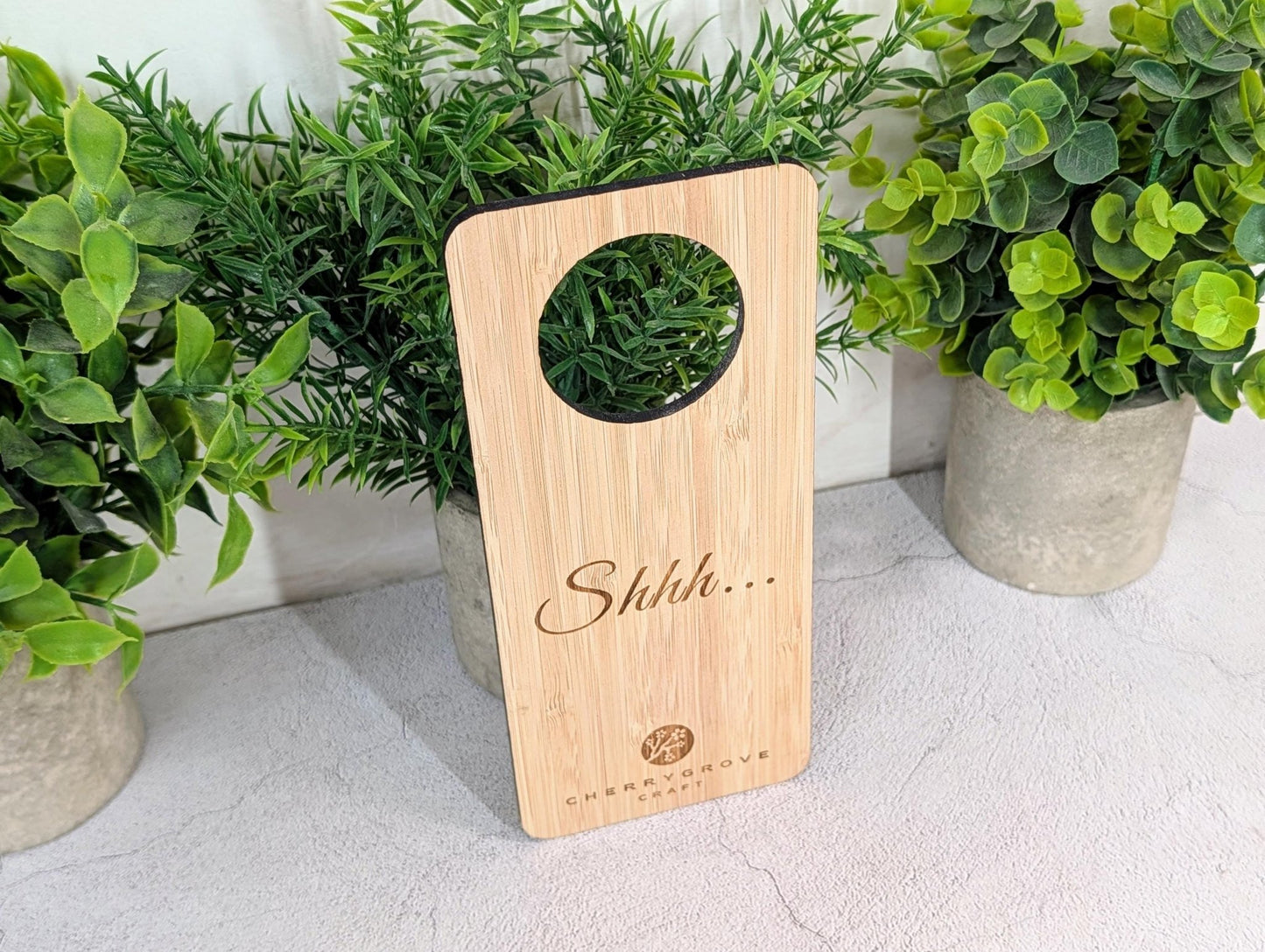 5mm bamboo hotel door hanger with personalised logo engraved