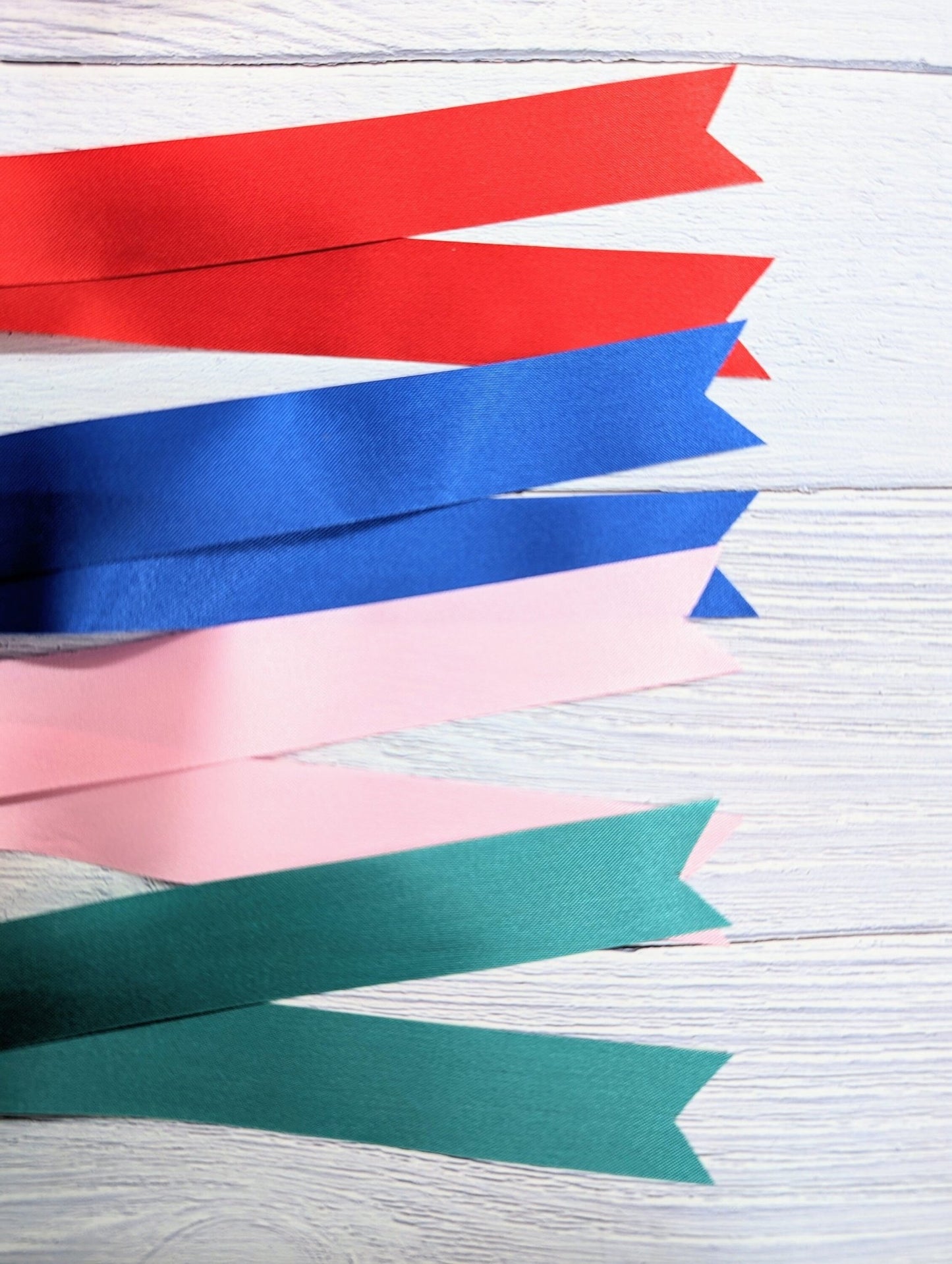 Best Mum rosette in four ribbon colours — oak disc, 90mm ribbon
