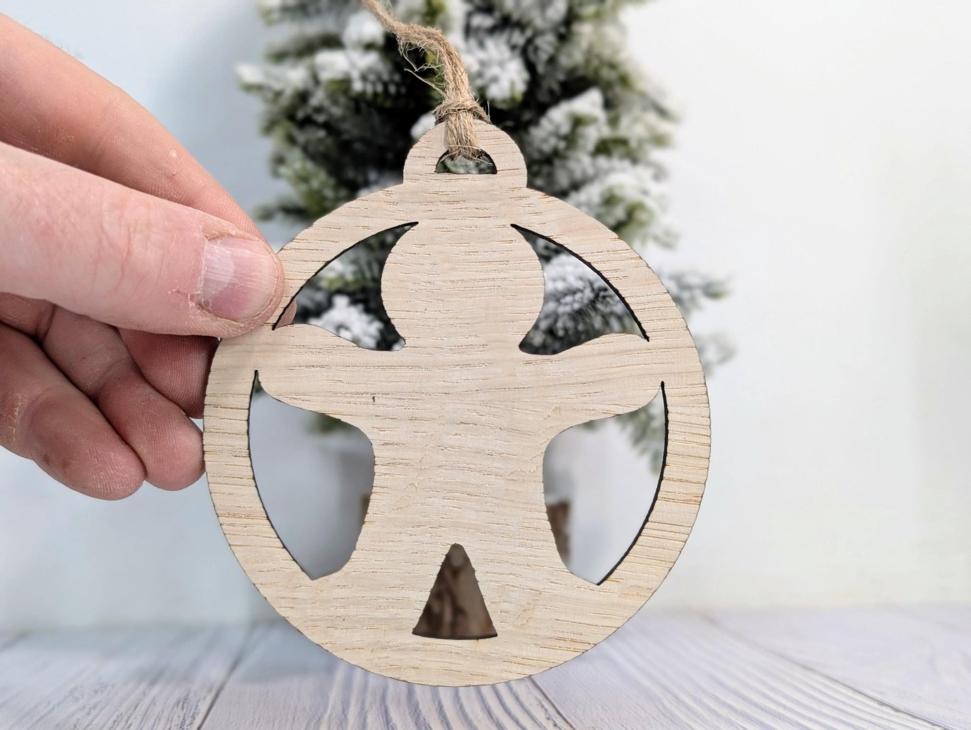 Custom Gingerbread Man Wooden Christmas Bauble for Festive Decor | Personalised Gift | Custom Tree Decoration | Xmas Oak Ornament | Festive - CherryGroveCraft