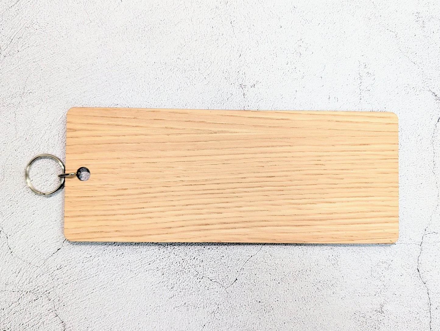 Don’t Forget Me Keyring – Extra Large 200×80mm Oak Veneer Wooden Key Tag, Engraved Reminder Key Fob for Hotels, Offices & Homes, Handmade - CherryGroveCraft