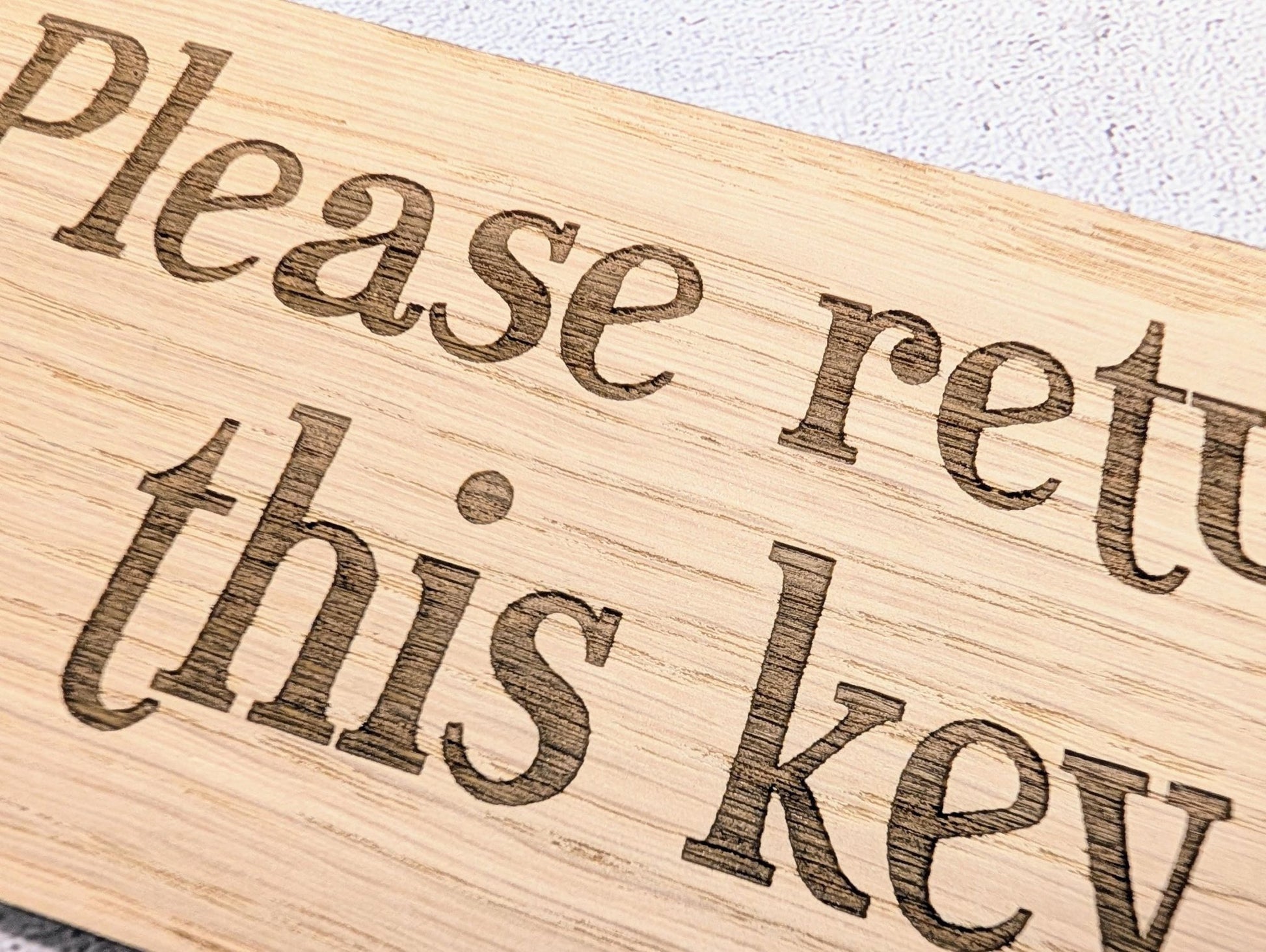 Extra - Large 200x80mm Oak Keyring with 'Please Return This Key' Message - Ideal for Important Keys or Habitual Key Losers, Eco - Friendly - CherryGroveCraft