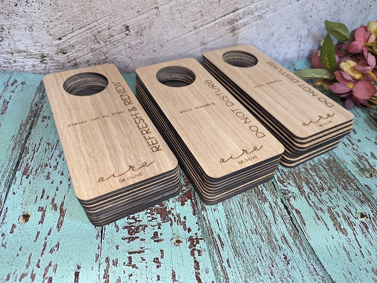 Oak hotel door hanger size reference — 203x89mm, 51mm handle hole