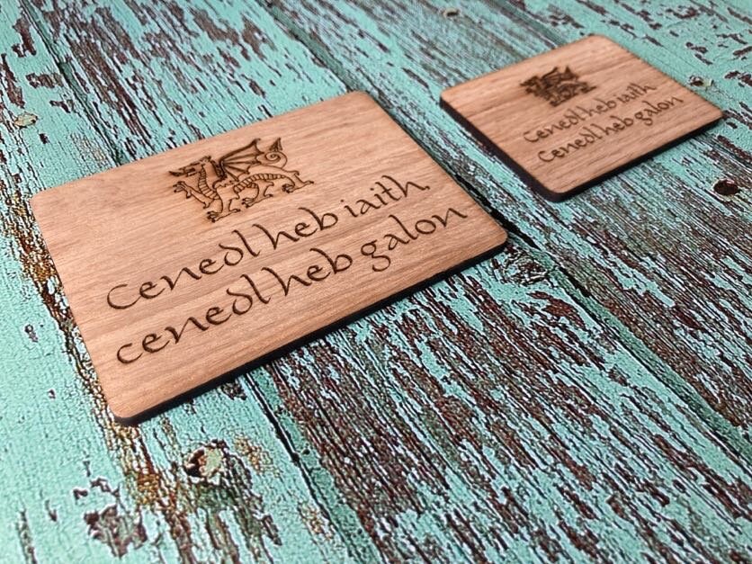 Welsh Fridge Magnet, 'Cenedl Heb Iaith', Cenedl Heb Galon, Wooden Gift From Wales, Welsh Language Gift