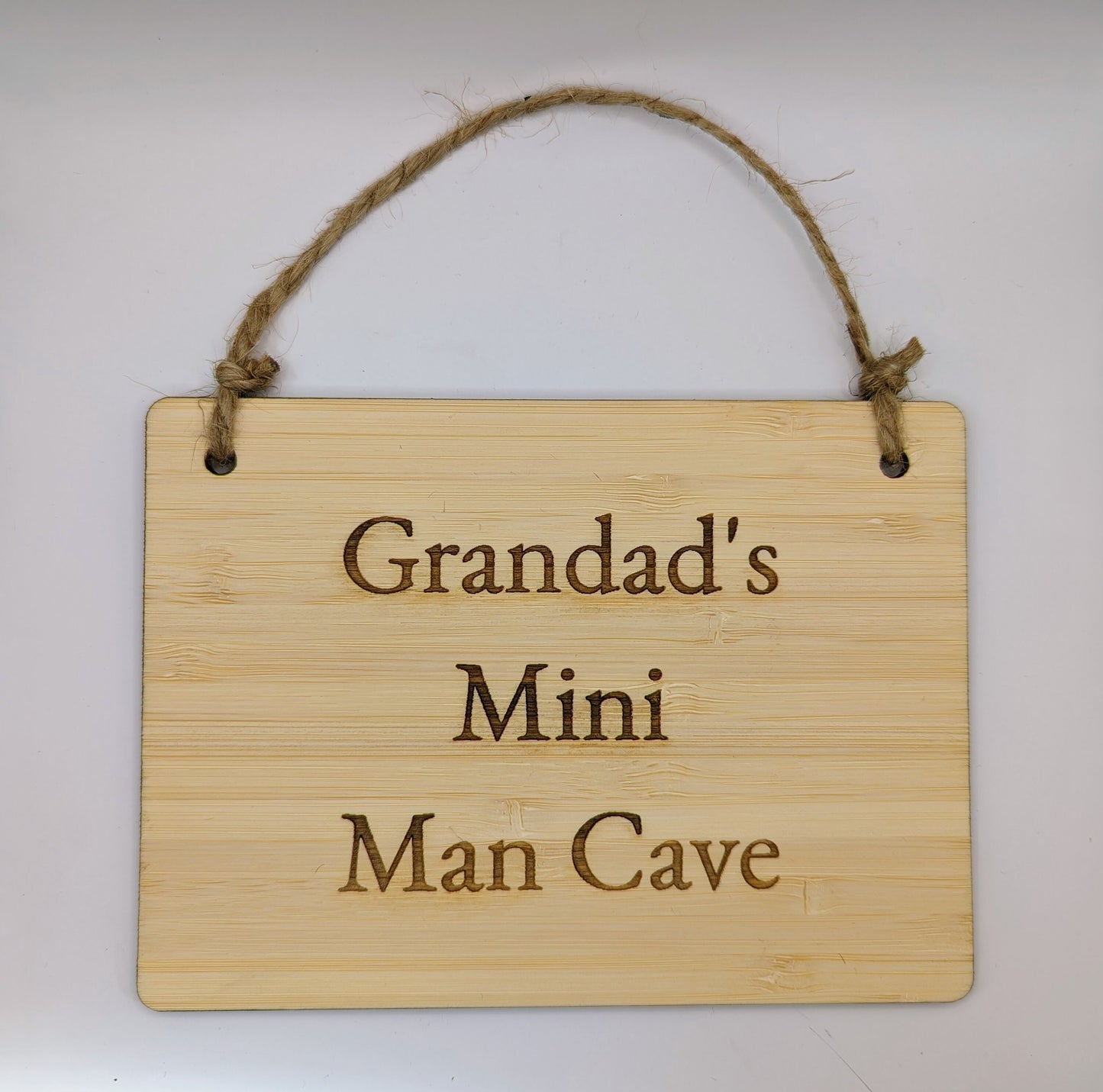 Personalized Bamboo Hanging Signs - Sustainable and Customizable Gift - 4 sizes, Father's Day Gift