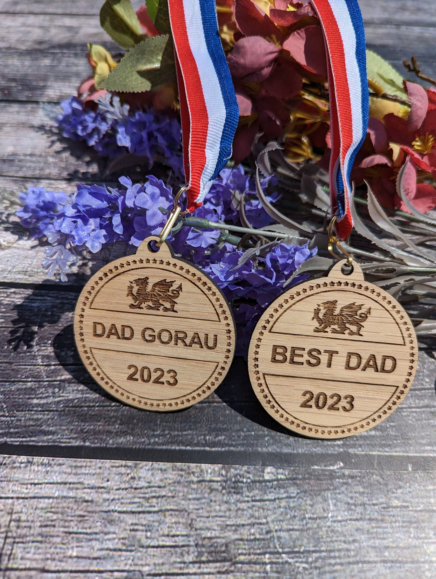 Best Dad & Dad Gorau Medals with Welsh Dragon - Meaningful Gifts, Birthday Gift, Father's Day Gift