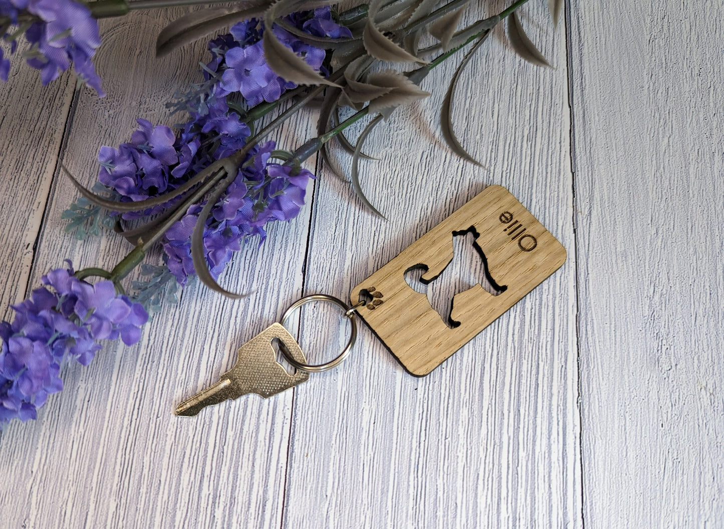 Personalised Siberian Husky Wooden Keyring | Oak Dog Keychain | Gift For Husky Parent | Doggy Key Tag Gift