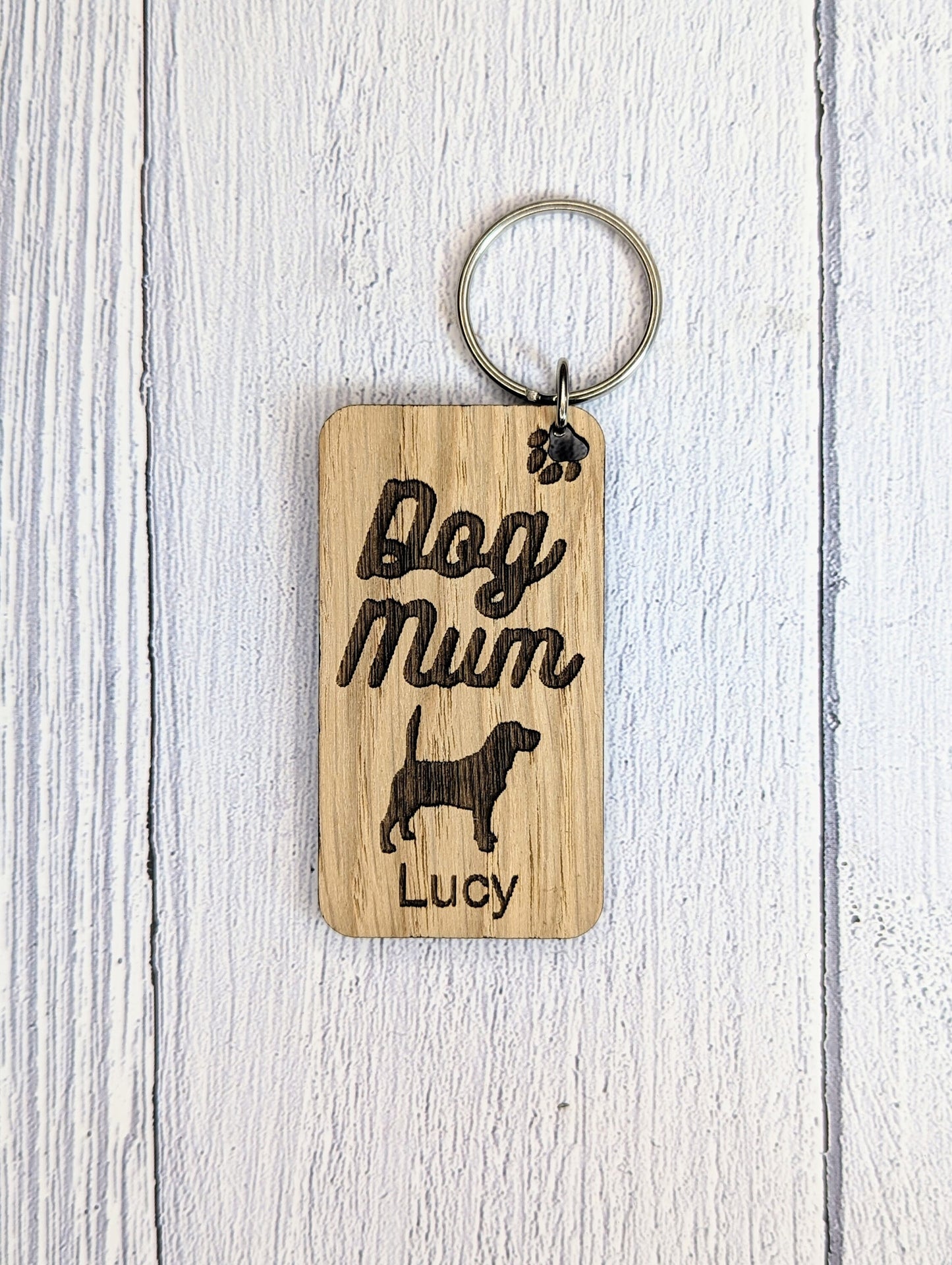 Personalised Beagle Dog Mum Wooden Keyring | Oak Dog Keychain | Gift For Beagle Parent | Doggy Key Tag Gift