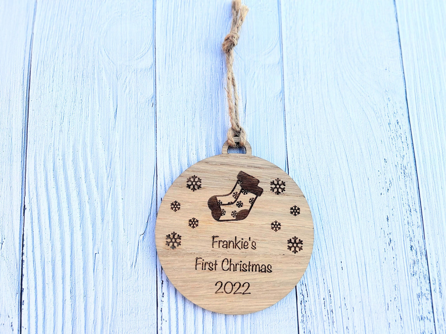 Custom Wooden Christmas Bauble for New Parents, Personalized Baby's First Ornament | Christmas Bauble | Xmas Decoration | New Parent Gift