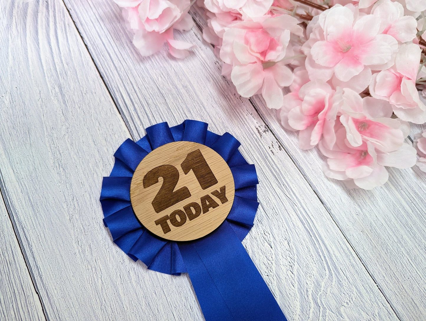 Wooden Rosette for 21st Birthday Celebration - '21 Today' Award Ribbon - Elegant Oak Veneer - Eco-Friendly Packaging