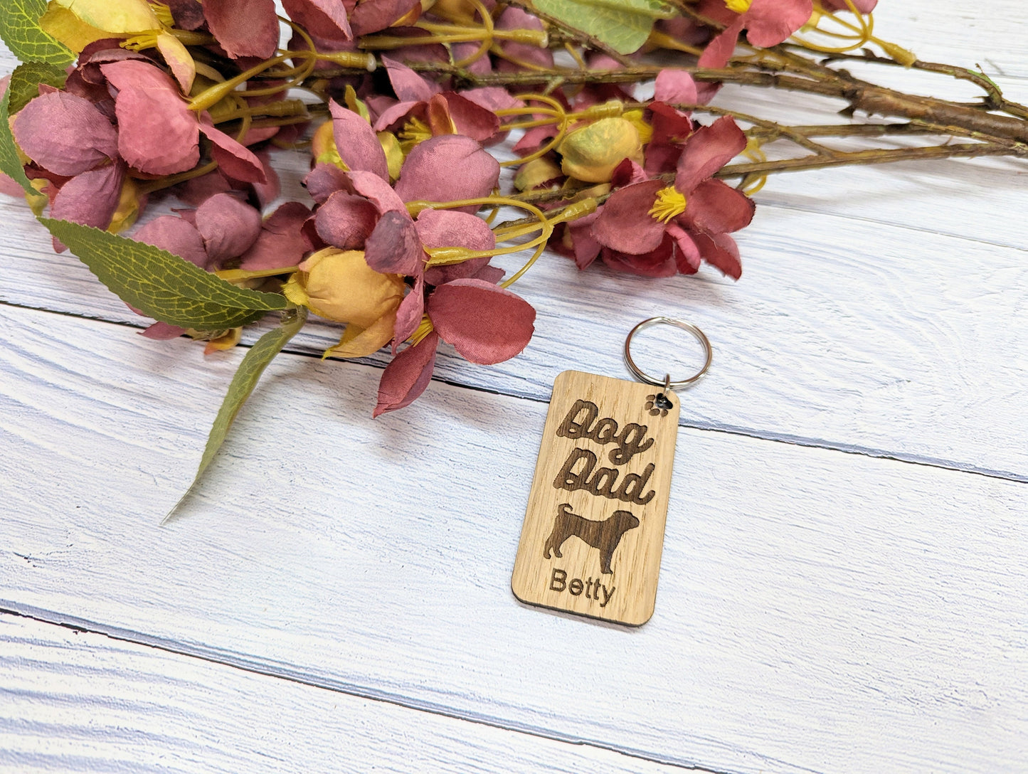 Personalised Shar Pei Dog Parent Wooden Keyring - Custom Oak Keychain - Unique Gift for Shar Pei Lovers