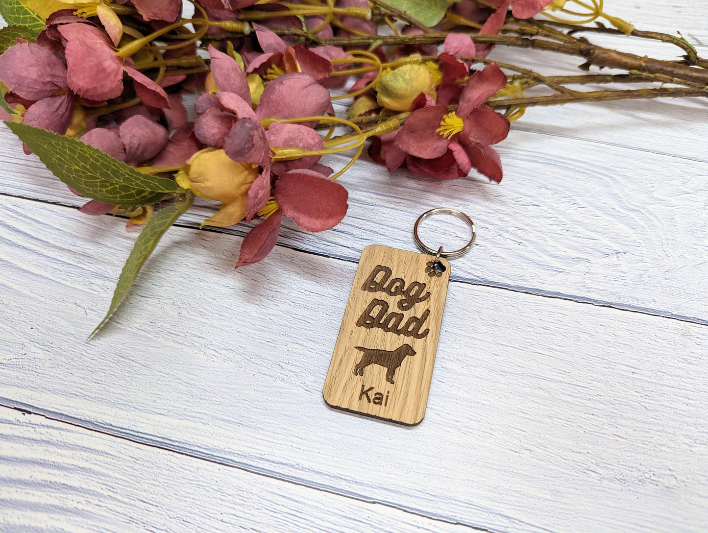 Personalised Labrador Dog Parent Wooden Keyring - Custom Oak Keychain - Unique Gift for Labrador Lovers