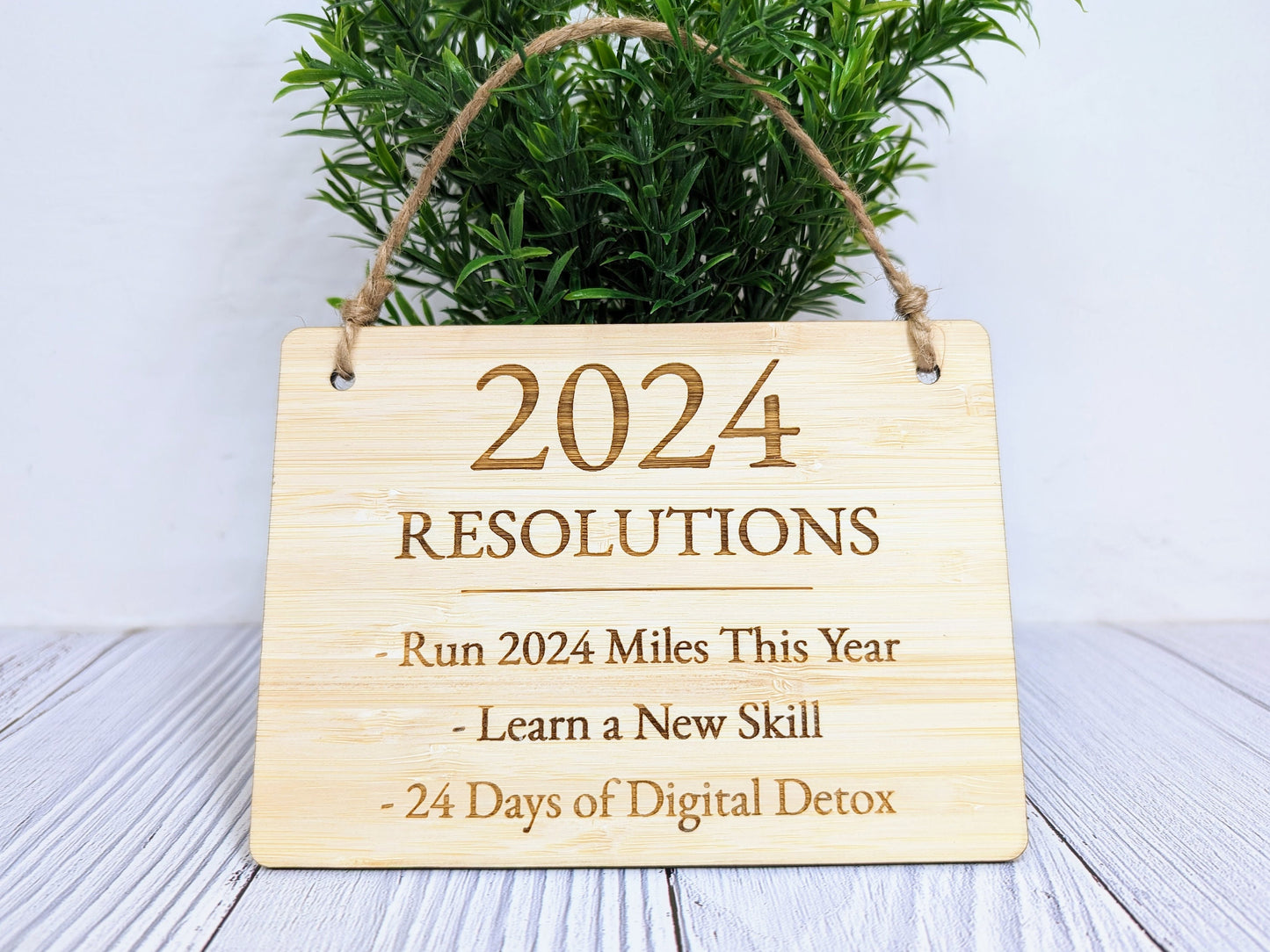 New Year's Resolution Bamboo Sign - Personalised Goals for 2024 - Oak Veneer - Up to 6 Lines of Custom Resolutions - Start Your Year Right