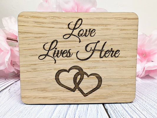 Love Lives Here - Wooden Fridge Magnet with Interlocking Hearts - Romantic Gift