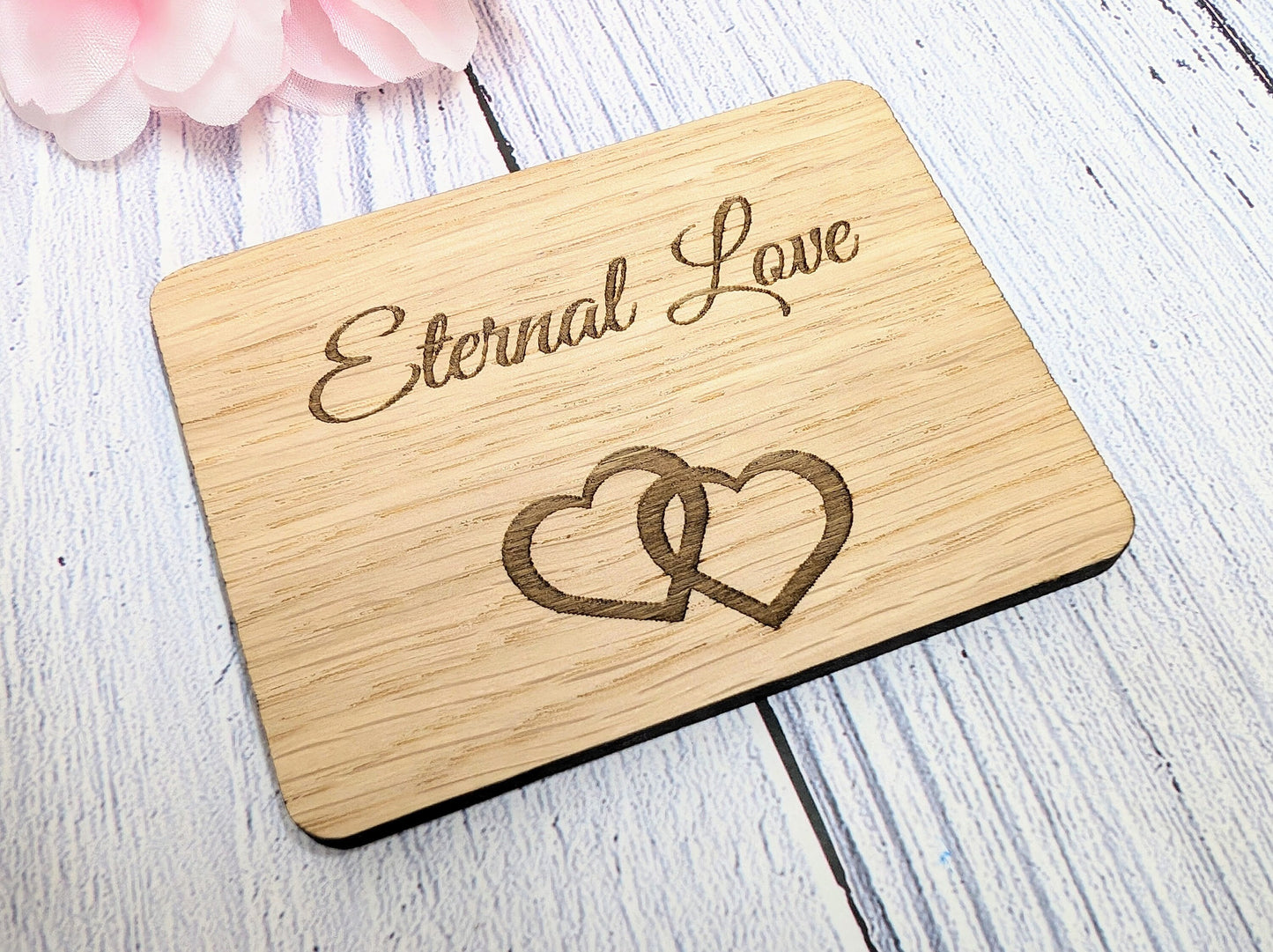 Eternal Love - Wooden Fridge Magnet with Interlocking Hearts - Romantic Gift