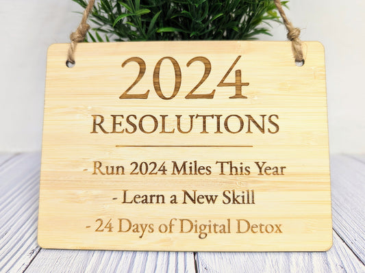 New Year's Resolution Bamboo Sign - Personalised Goals for 2024 - Oak Veneer - Up to 6 Lines of Custom Resolutions - Start Your Year Right