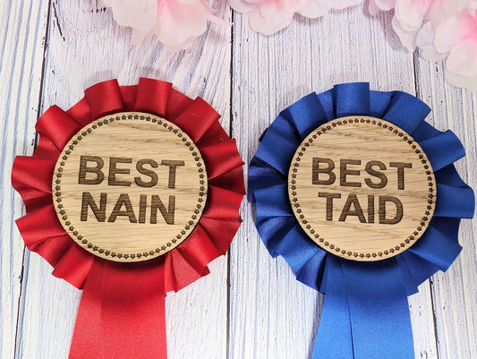 Best Taid & Nain Wooden Rosettes - Handcrafted Welsh Grandparent Gifts | Eco-Friendly Oak Veneer MDF, Customisable Keepsakes