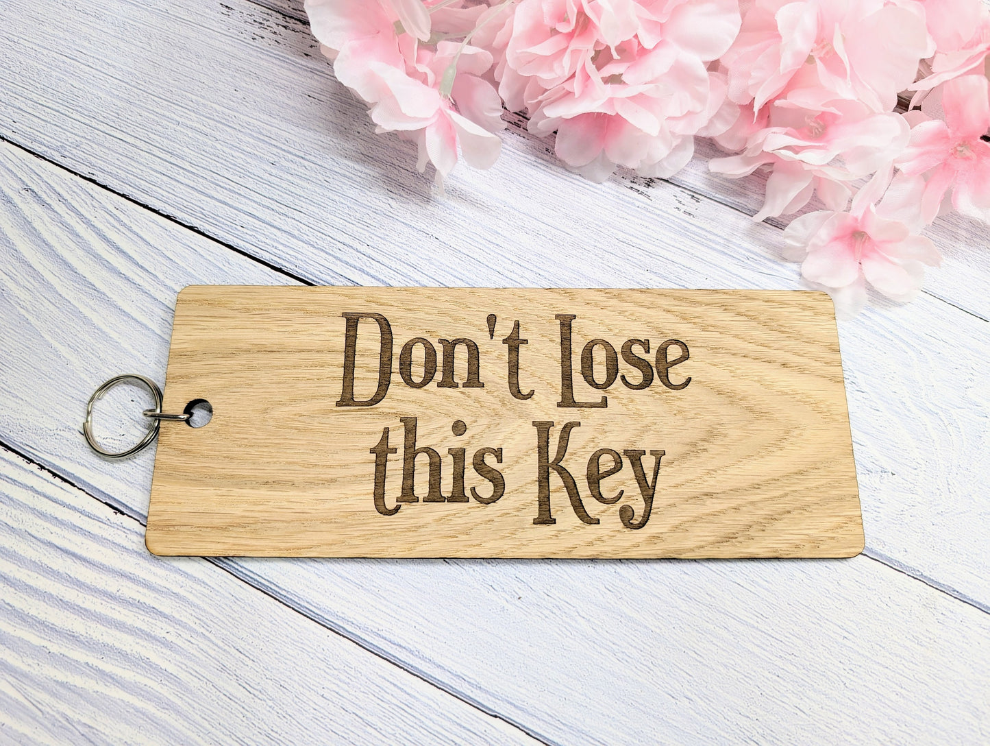 Extra-Large 200x80mm Wooden Keyring with 'Don't Lose This Key' Message - Ideal for Important Keys or Habitual Key Losers