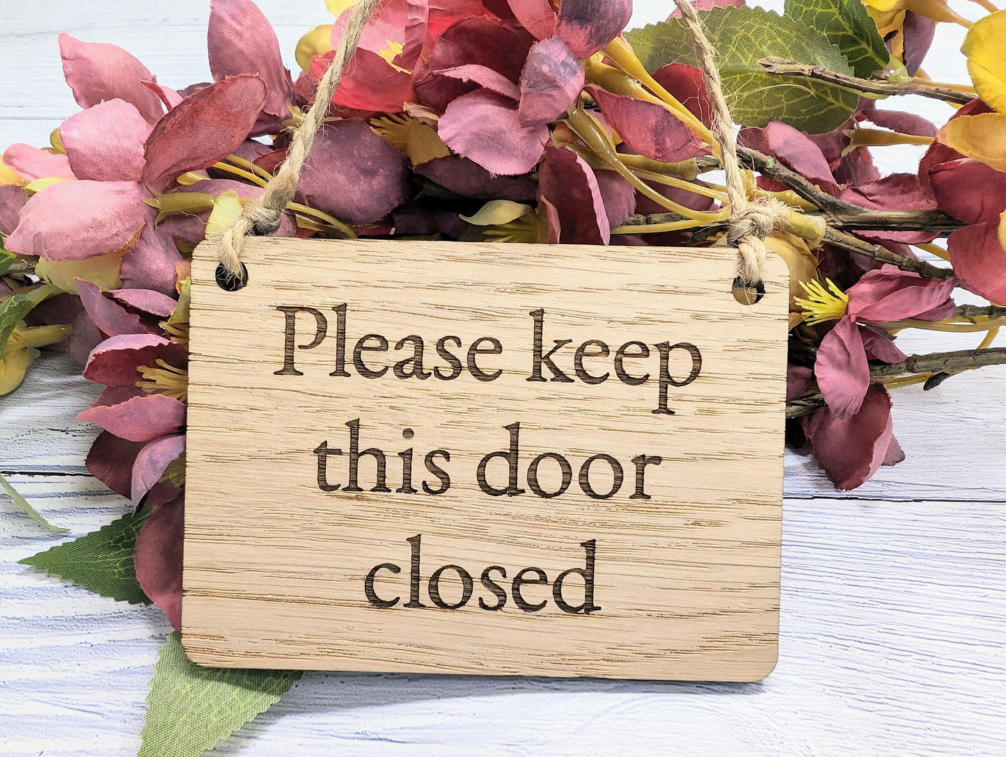 Please Keep Door Closed Sign - Custom Text Option, Personalisable Sign Oak MDF, Eco-Friendly, 4 Sizes, Door Reminder Plaque