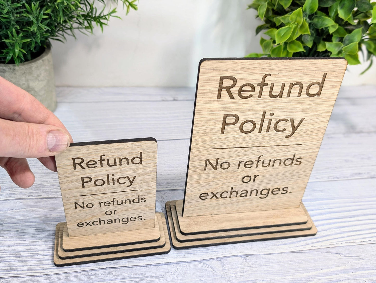 Wooden Freestanding Table Sign 'Refund Policy' - Perfect for Shops, Cafés, Markets – Available in Two Sizes - Removable Base, Shop Signage