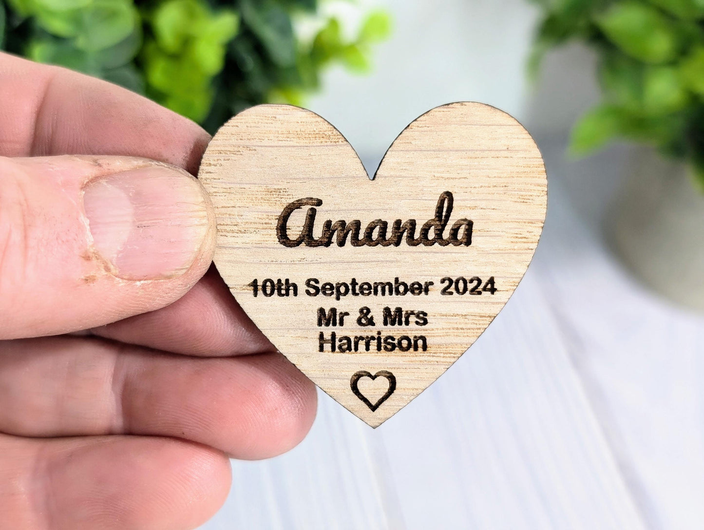 Wooden Wedding Favours, Heart Shaped | Personalised Place Names | Custom Guest Name, Date | Eco-Friendly Oak Veneer Wood Keepsakes | 2 Sizes