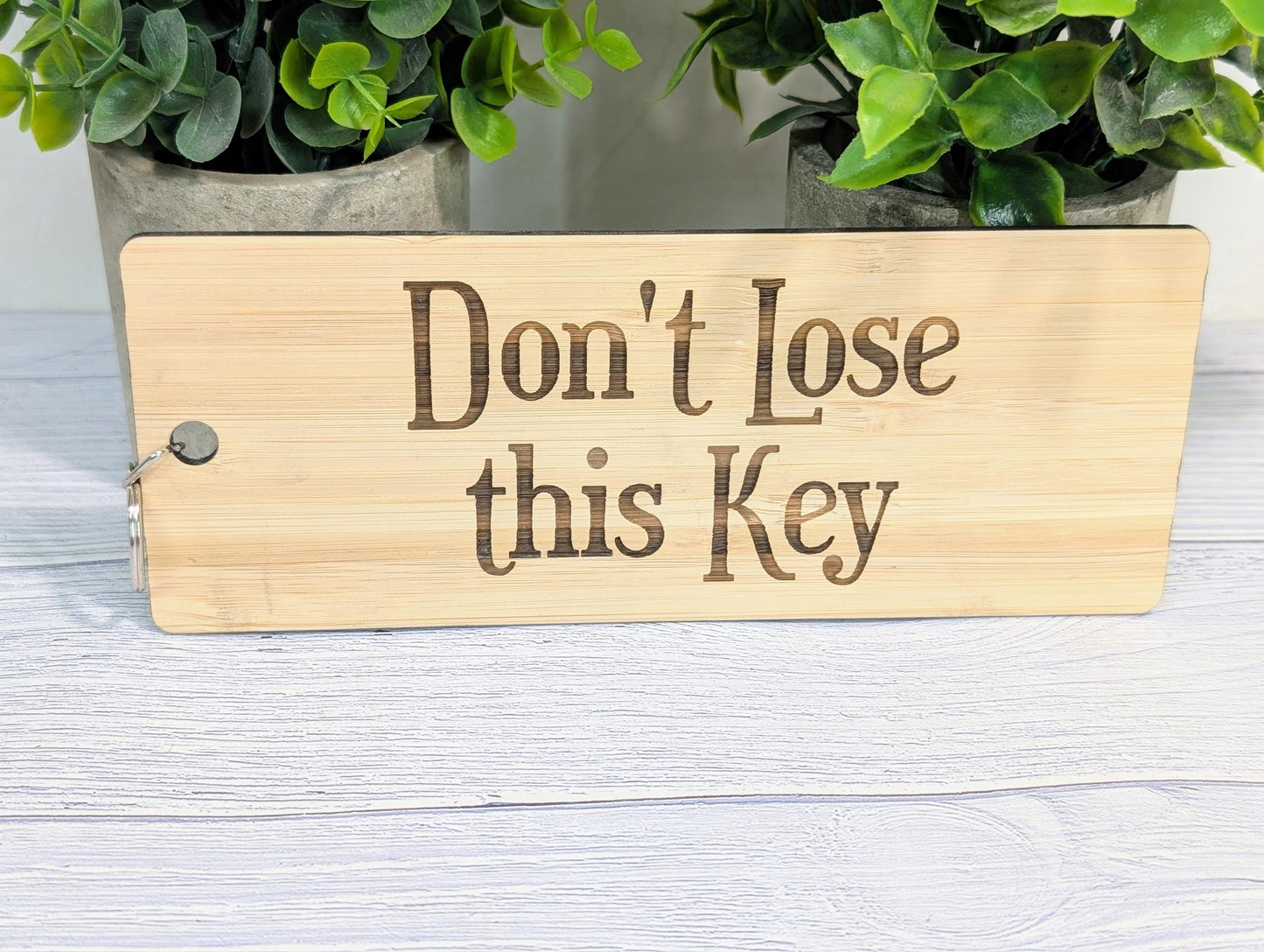 Don't Lose This Key - Extra-Large 200x80mm Bamboo Keyring - Ideal for Important Keys or Habitual Key Losers, Eco-Friendly