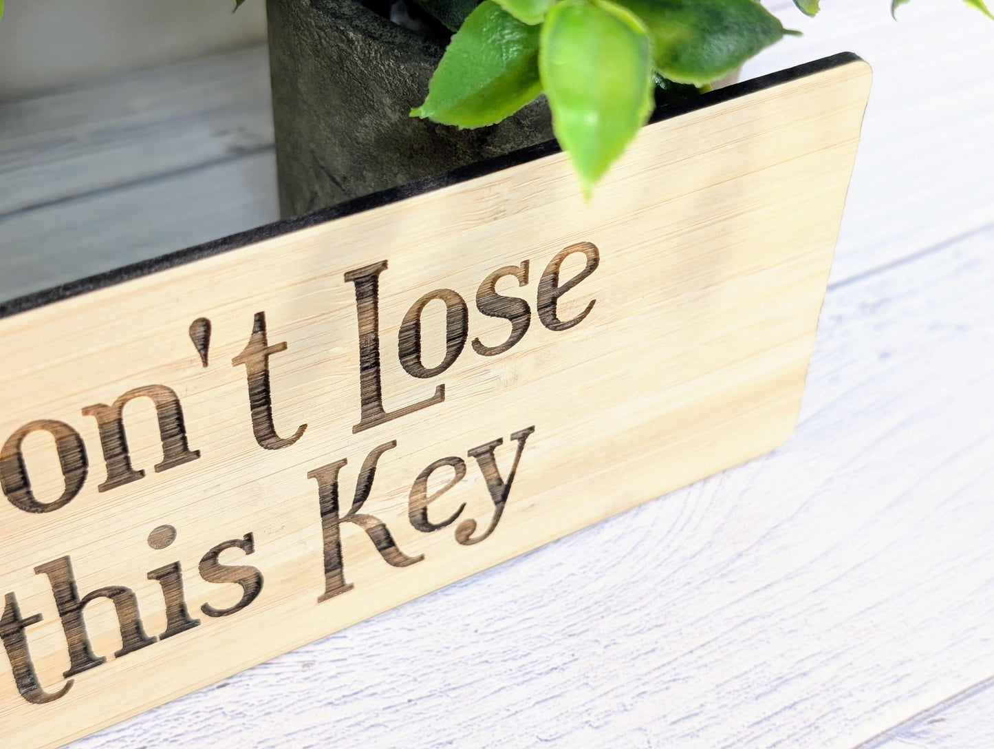 Don't Lose This Key - Extra-Large 200x80mm Bamboo Keyring - Ideal for Important Keys or Habitual Key Losers, Eco-Friendly