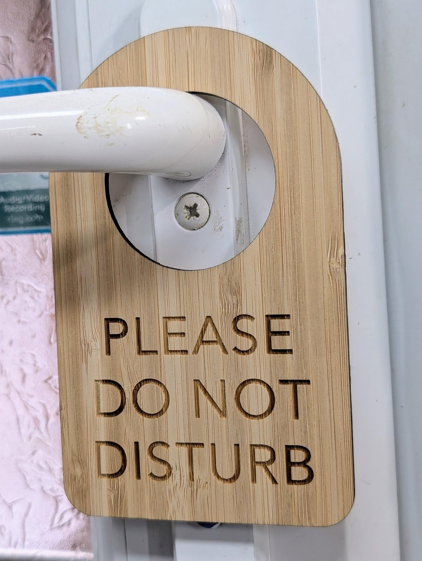 Bamboo Door Hanger – "Please Do Not Disturb", 89x144mm, Eco-Friendly Signage for Office, Meditation, or Study Room, Door Handle Sign