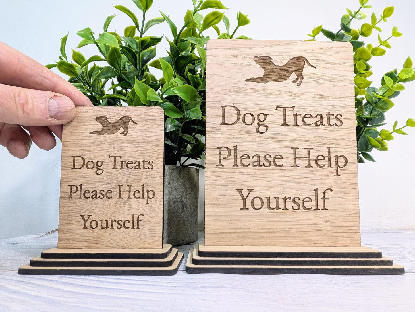 Dog Treats Sign – Freestanding Wooden Pet Treat Station, Cute Engraved Dog Design, Rustic Home, Pub & Café Decor, Sustainable Oak Finish