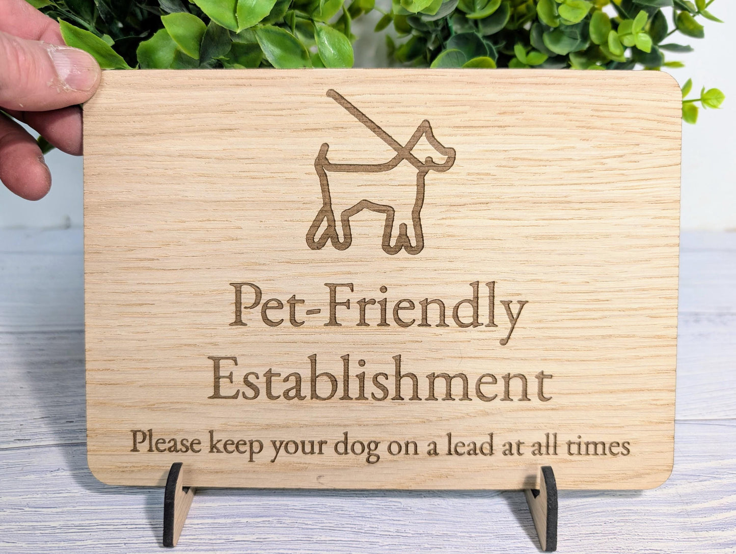 Dog on Lead Sign – Pet Friendly Establishment Sign – Oak Veneer Dog Sign – Keep Dogs on Lead – Optional Wooden Stand
