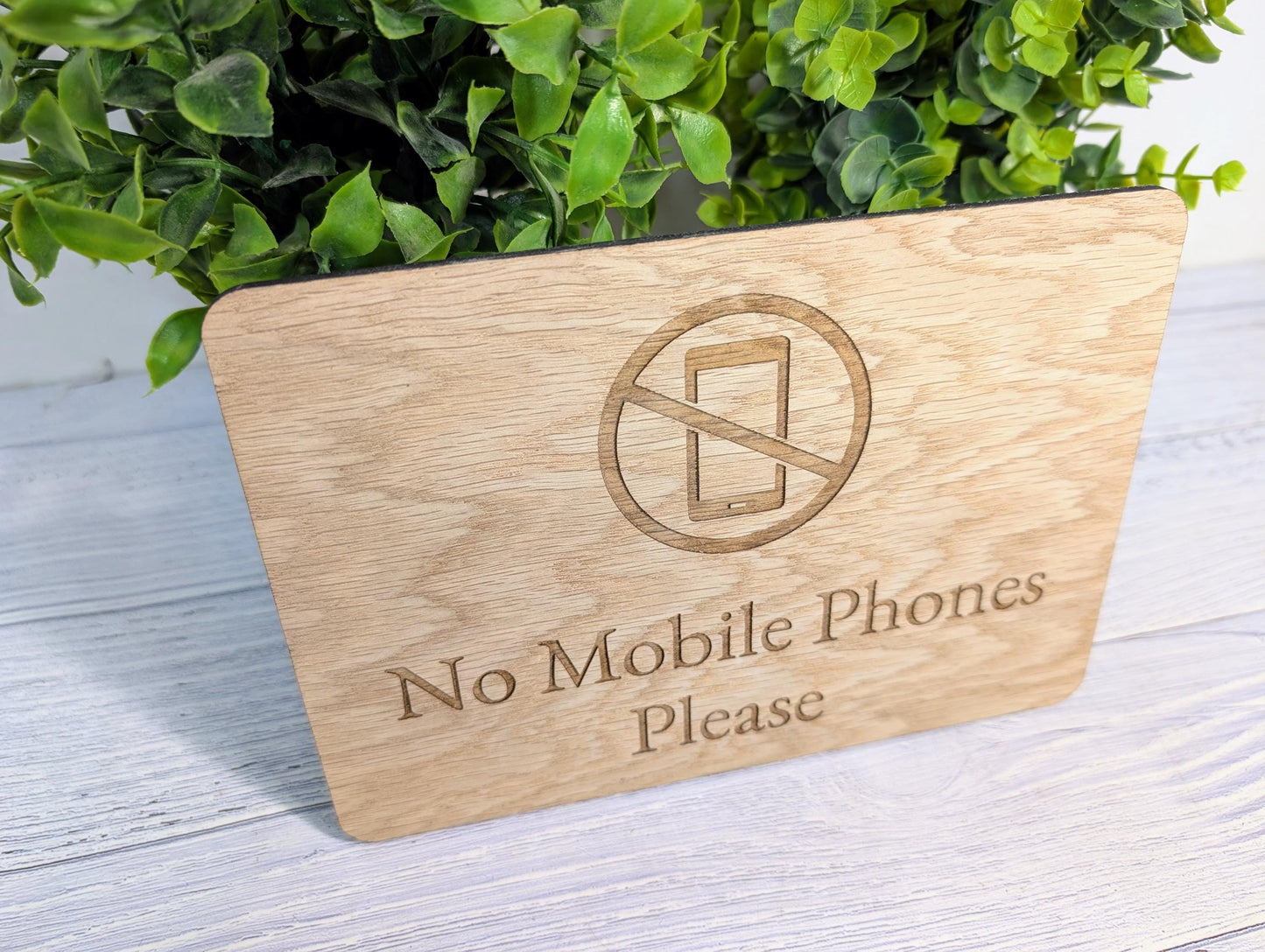 No Mobile Phones Sign – Wooden Oak Veneer Plaque – Freestanding No Phones Sign for Shops & Cafés – Optional Counter Stand