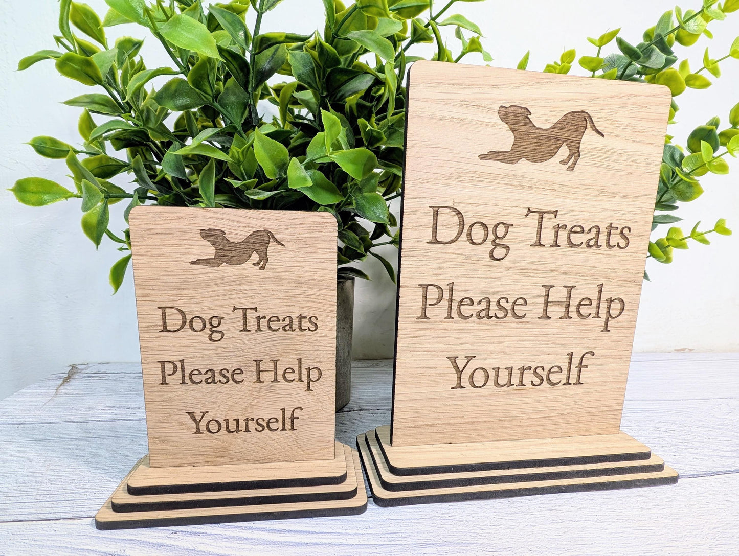 Dog Treats Sign – Freestanding Wooden Pet Treat Station, Cute Engraved Dog Design, Rustic Home, Pub & Café Decor, Sustainable Oak Finish