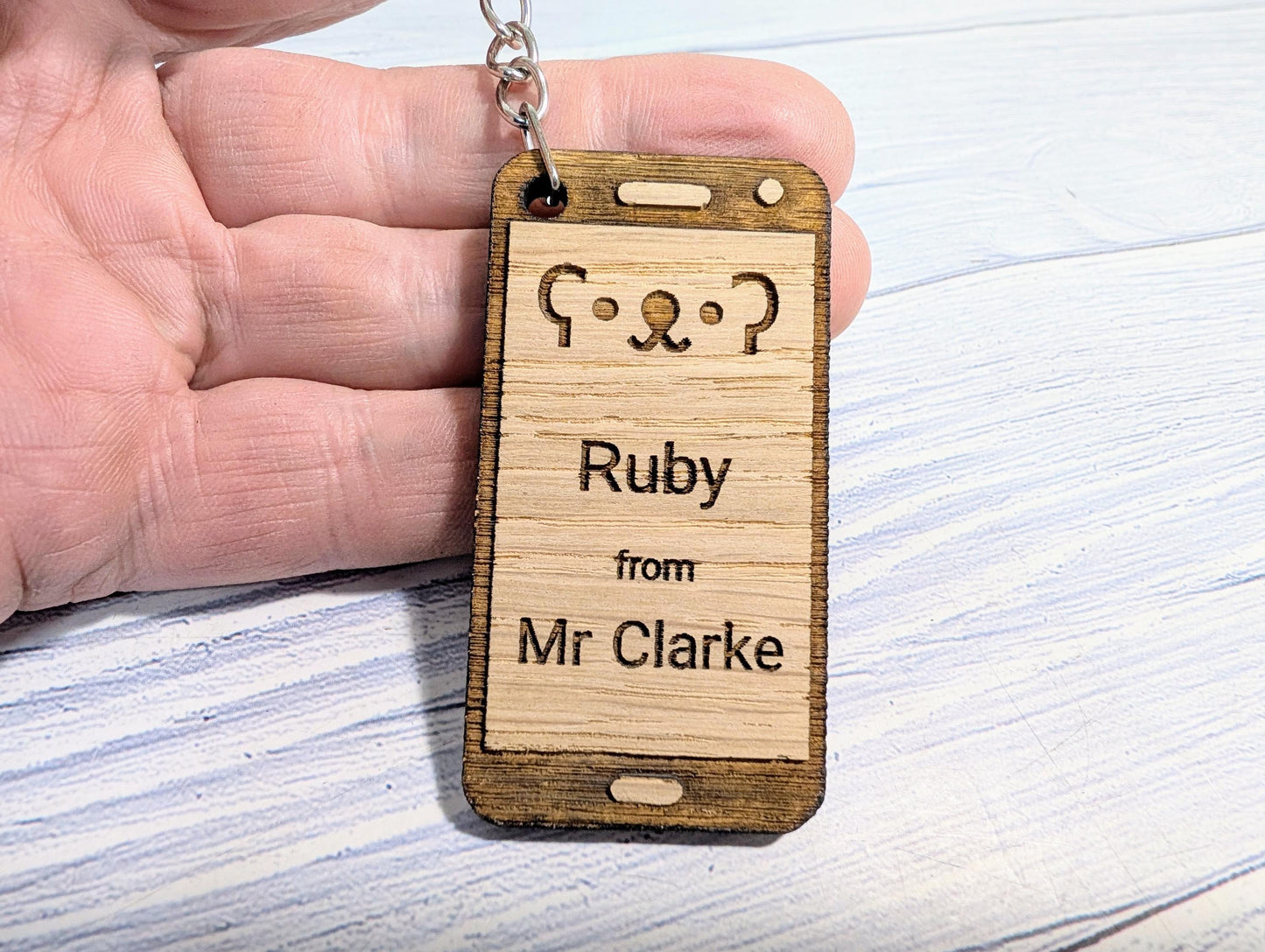 Personalised Student Keyring – Teacher Gift for Class, Cute Teddy Bear Design, Mobile Phone Shape, End of Term Keepsake