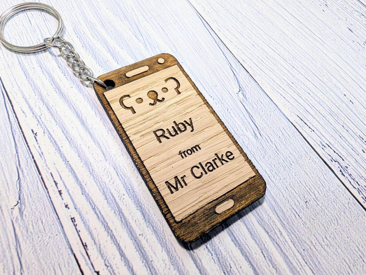 Personalised Student Keyring – Teacher Gift for Class, Cute Teddy Bear Design, Mobile Phone Shape, End of Term Keepsake