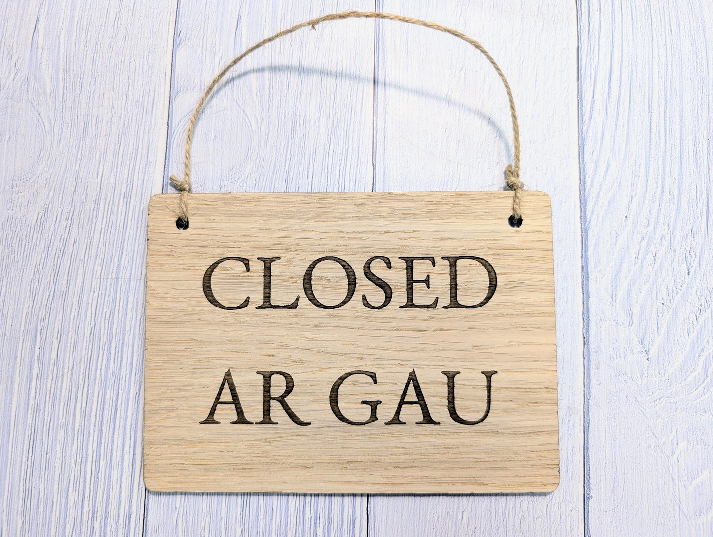 Welsh Bilingual Open Closed Sign – Ar Agor / Ar Gau – Solid Oak Double-Sided Door Sign – Handmade Wooden Shop Plaque from Wales