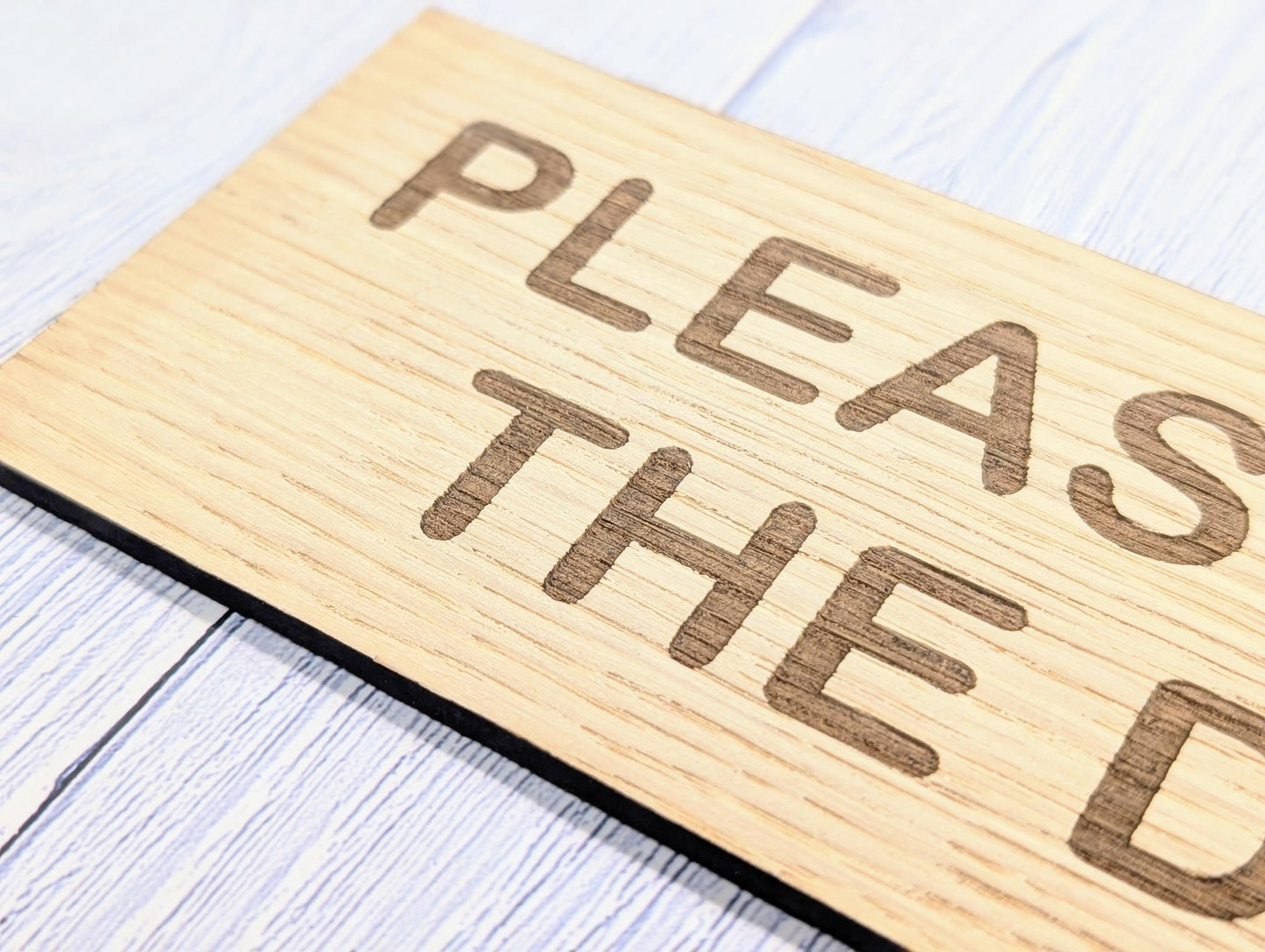 Personalised Oak Door Sign – Please Lock The Door or Custom Text | Wooden Plaque for Bathroom, Office or Shed | 4 Sizes – Eco Gift