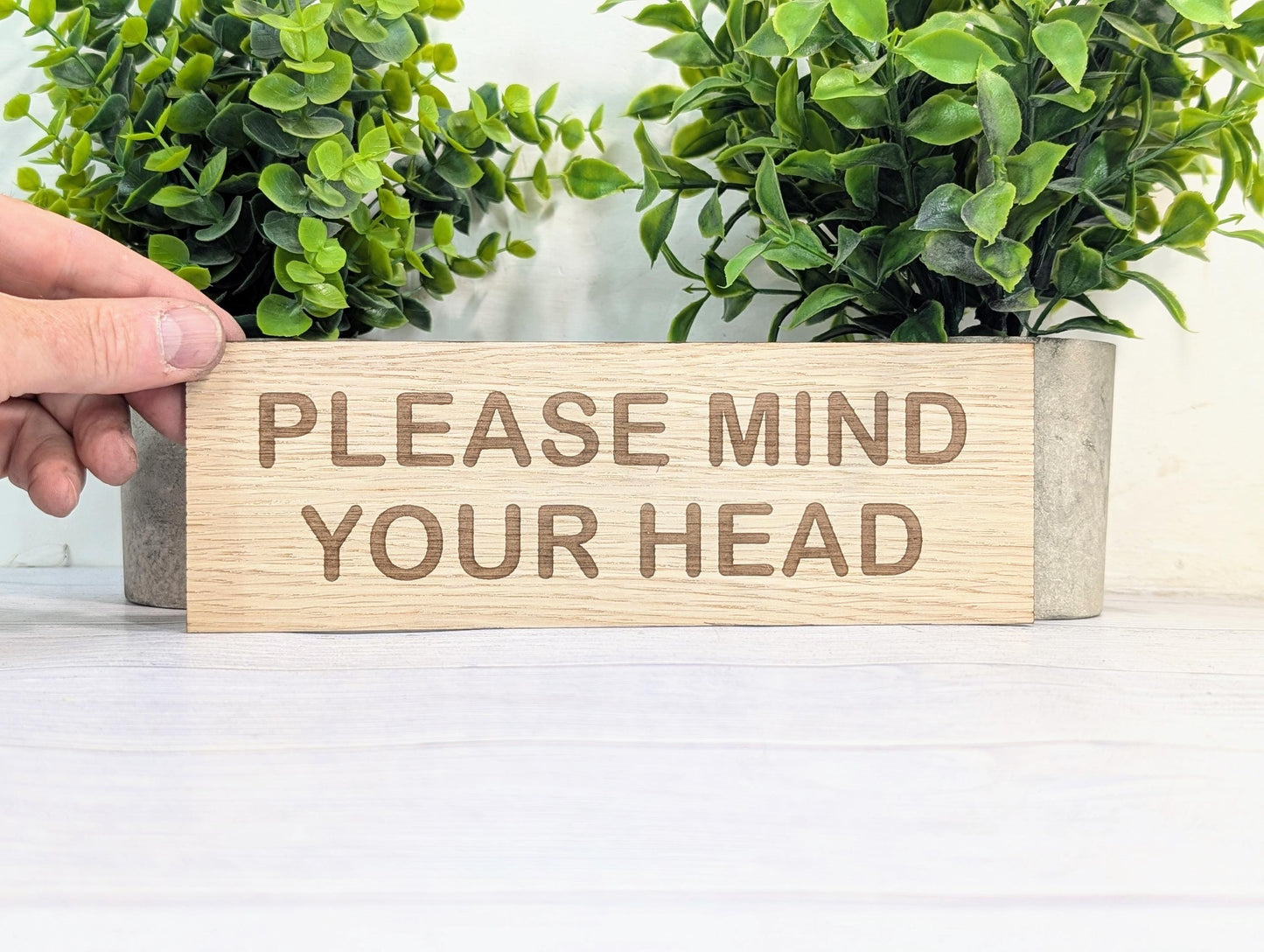 Please Mind Your Head Sign – Personalised Wooden Door Sign | Custom Text Oak Veneer Wall Plaque | Home Office Shed Stairs Beam Decor